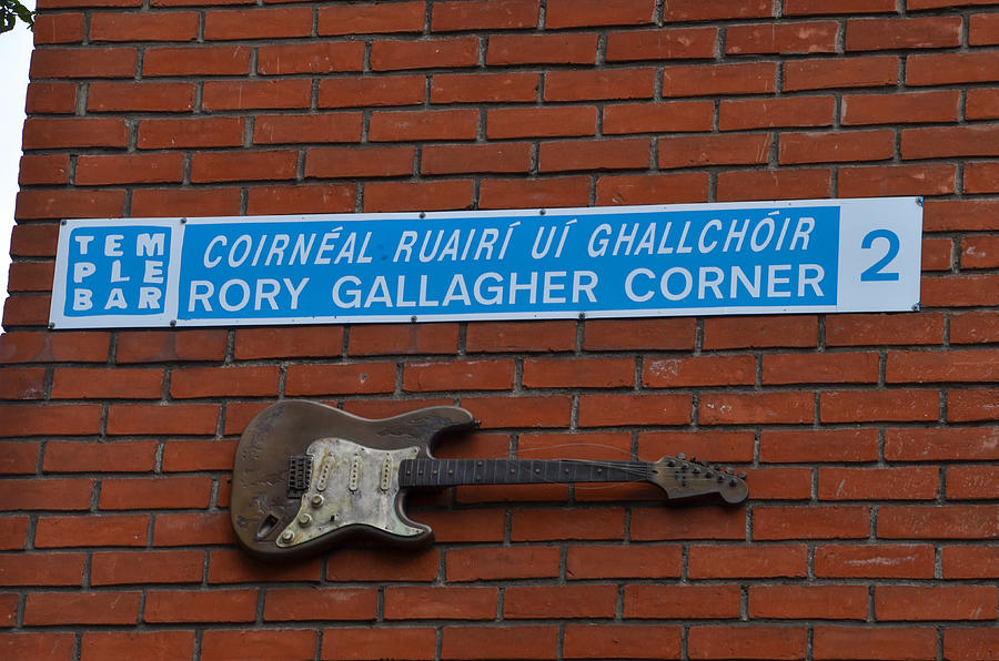 Rory Gallagher Corner - Temple Bar Dublin Ireland Photograph by Bill Cannon