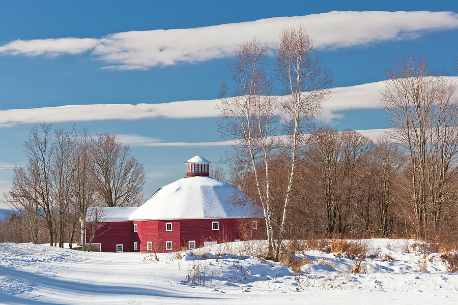 Round Barn Winter Landscape Photograph by Alan L Graham