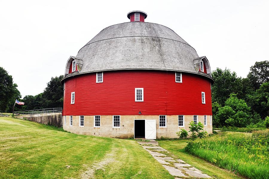 Round Red Barn Photograph by Daniel Ness