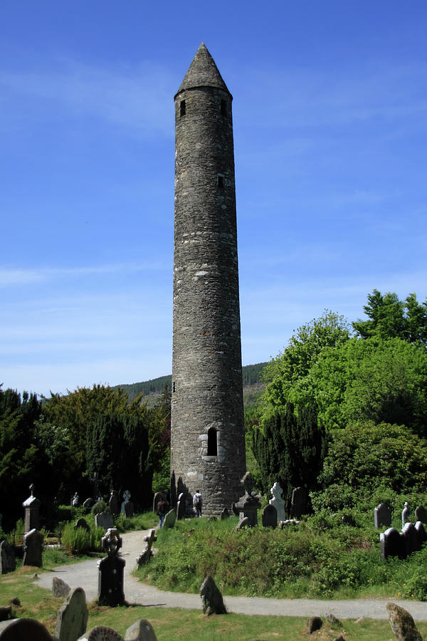 Round Tower At Glendalough Photograph by Aidan Moran