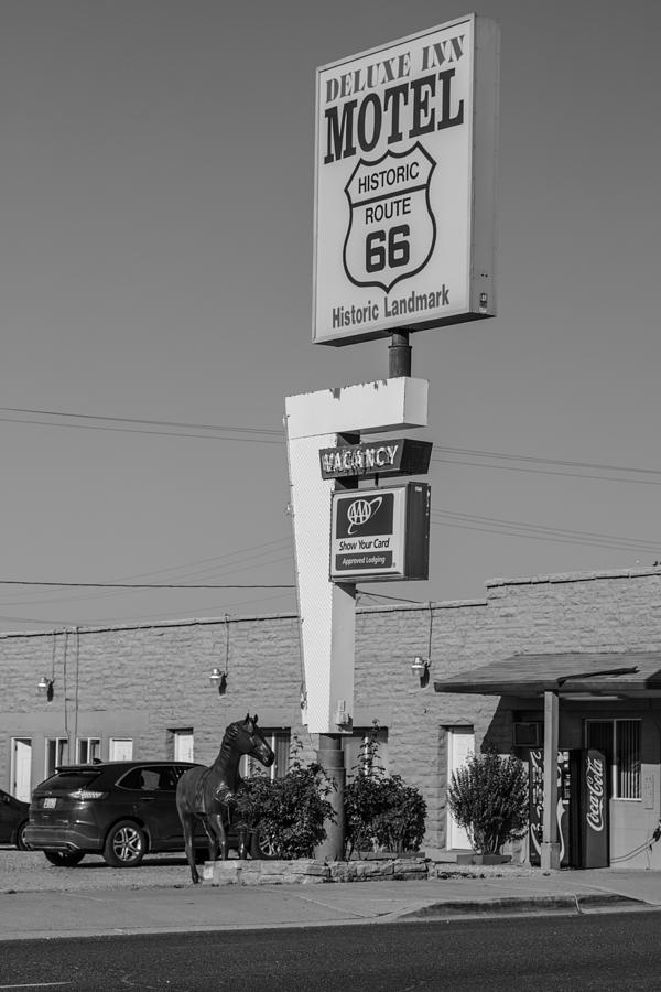Route 66 Deluxe Inn Motel  Photograph by John McGraw