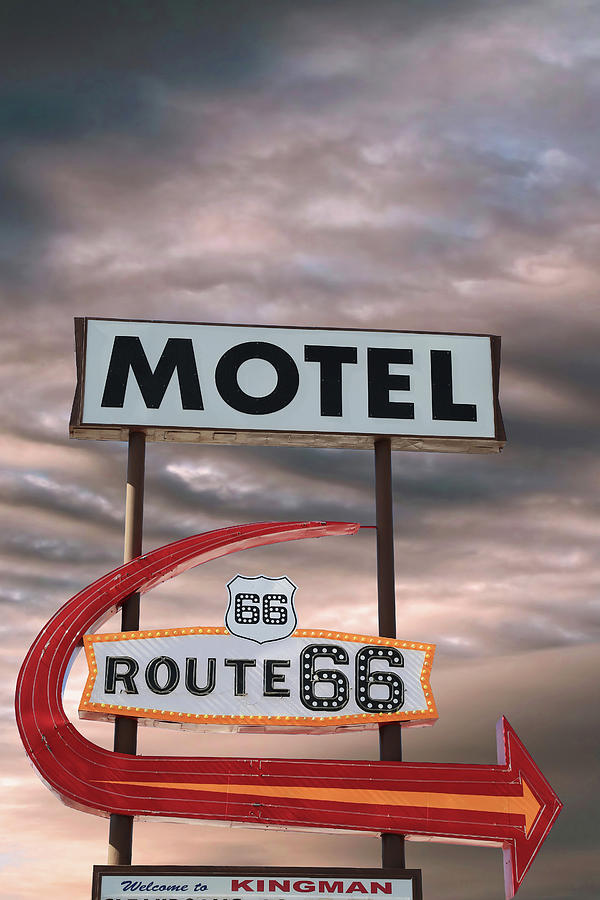 Route 66 Motel Sign Photograph by Donna Kennedy
