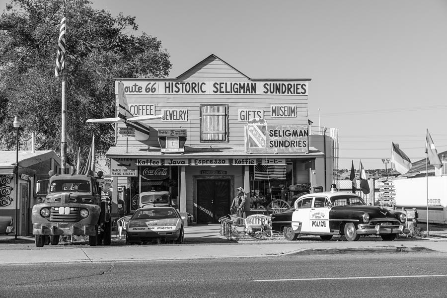 Route 66 Store Photograph by John McGraw