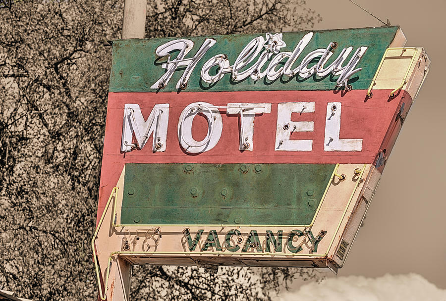 Route 66 Vintage Americana Holiday Motel Photograph by JC Findley