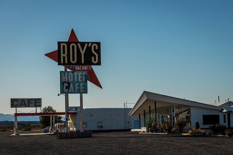 Roys Motel and Cafe Photograph by Paul Freidlund