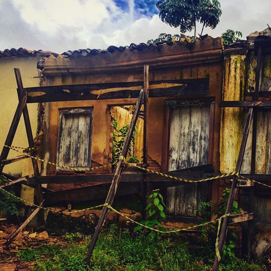 Architecture Photograph - Ruins Of An Old Abandoned House - by Kiko Lazlo Correia