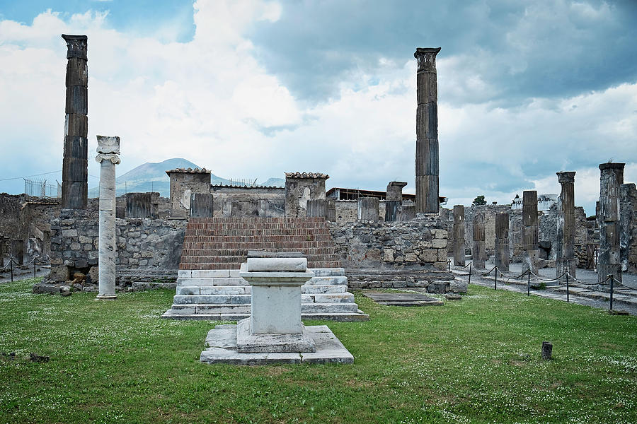 Ruins of Pompeii Photograph by Catherine Reading