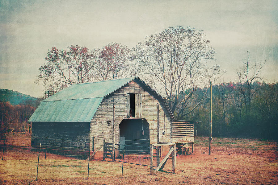 Rural Barn Photograph by Ray Devlin