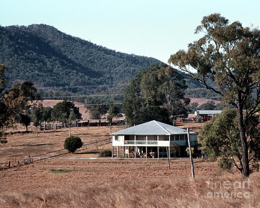 Rural Queensland Farmhouse Photograph by Rick Piper Photography