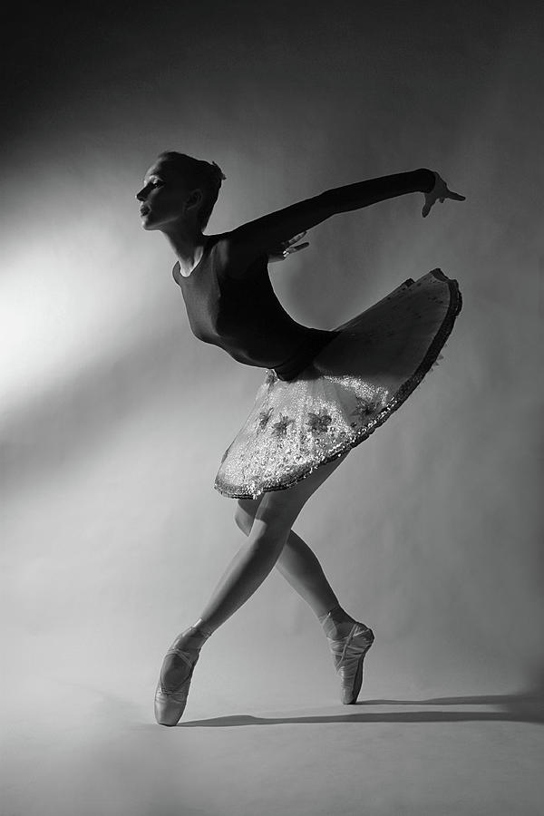 Portrait Photograph - Russian ballerina by Darya Komarova