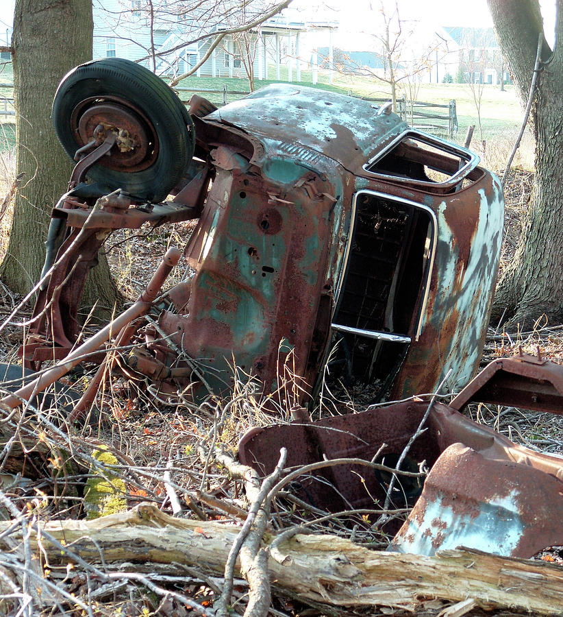 Rusted Abandoned Pickup Truck Photograph by William Kuta