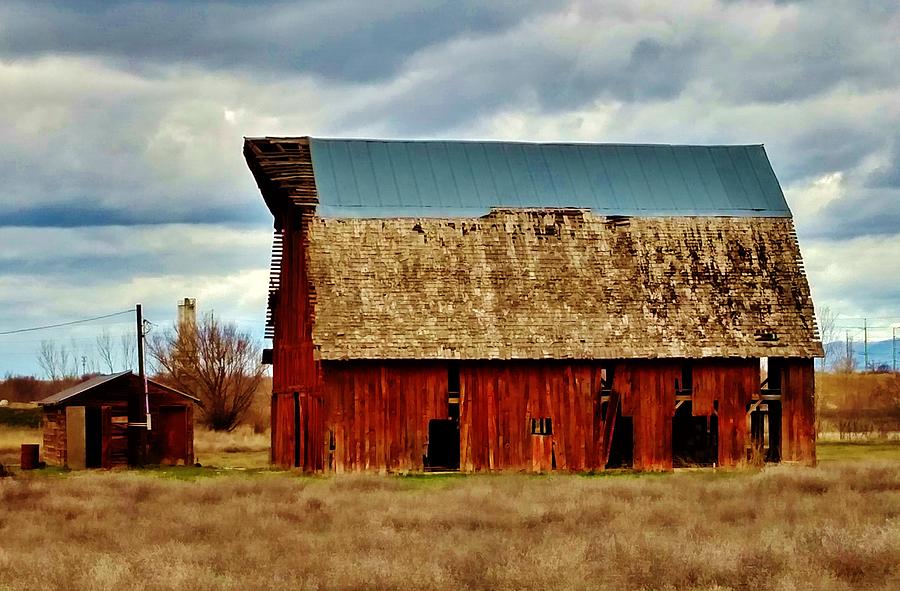 Rustic Barn In Idaho Photograph By Peggy Leyva Conley | Fine Art America