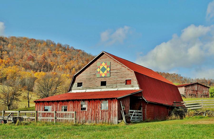 Rustic Red Barn Photograph by Kelly Nowak