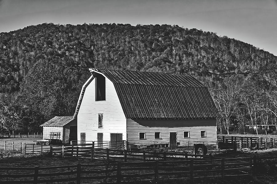 Fall Photograph - Rustic West Virginia Barn by Mountain Dreams