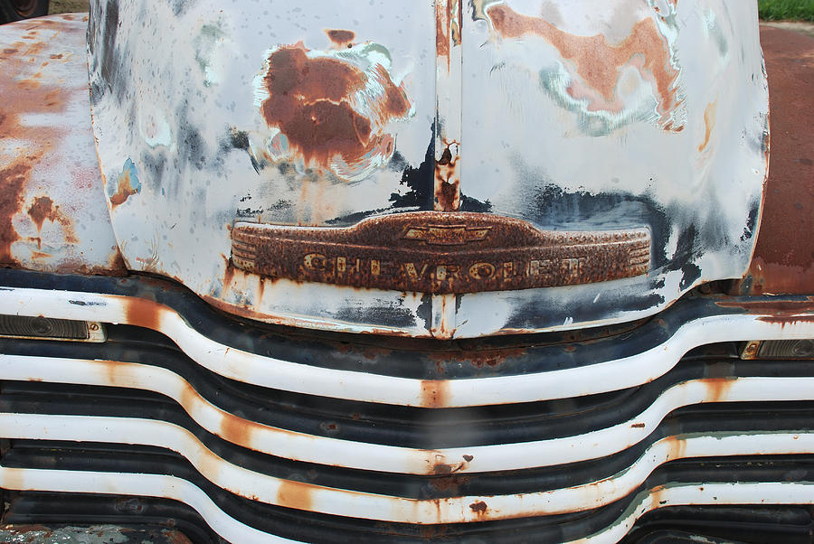 RUSTY CHEVROLET No. 8216 Photograph by Janice Adomeit