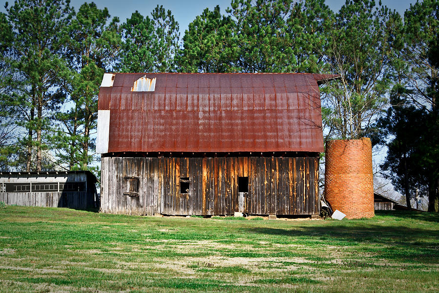 Rusty Roof Barn Photograph by Douglas Barnett