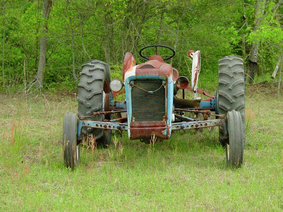 Rusty Tractor Photograph by Quwatha Valentine