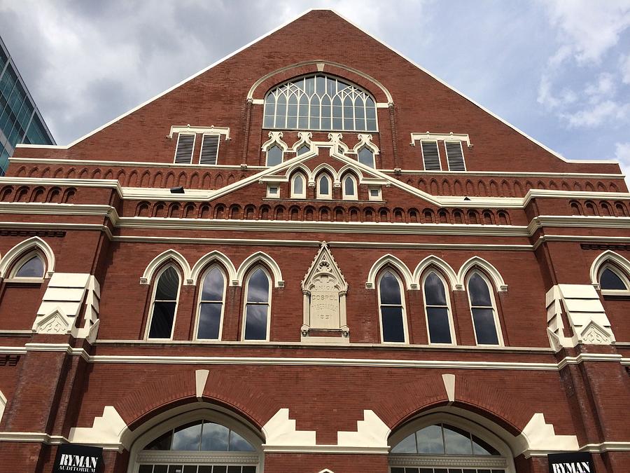 Ryman Auditorium Photograph by Tim Pennington - Fine Art America