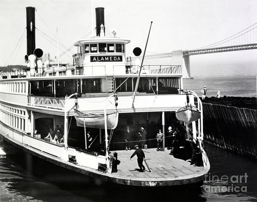San Francisco Photograph - S. P. Ferry Alameda at San Francisco circa 1940 by Monterey County Historical Society