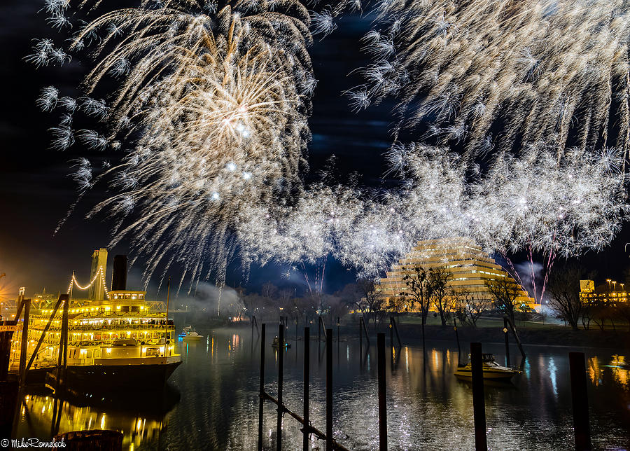 Sacramento New Years Eve Photograph by Mike Ronnebeck