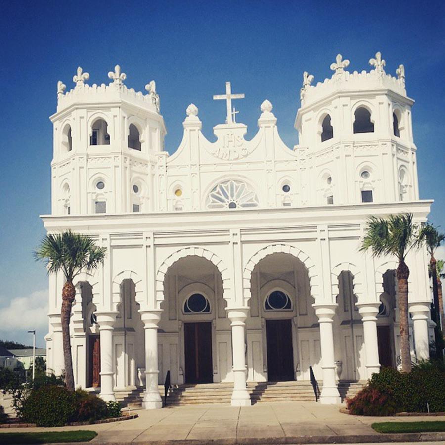 Church Photograph - Sacred Heart Galveston TX by Sophia Perez