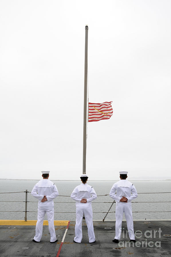 Sailors Pay Tribute Aboard Uss Essex Photograph by Stocktrek Images