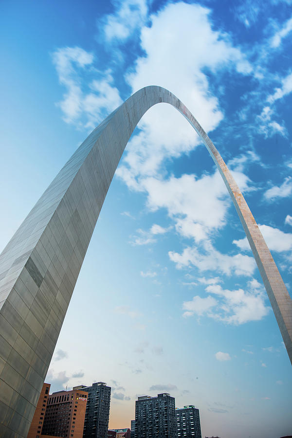 Skyline Photograph - Saint Louis Vertical Arch and Skyline by Gregory Ballos