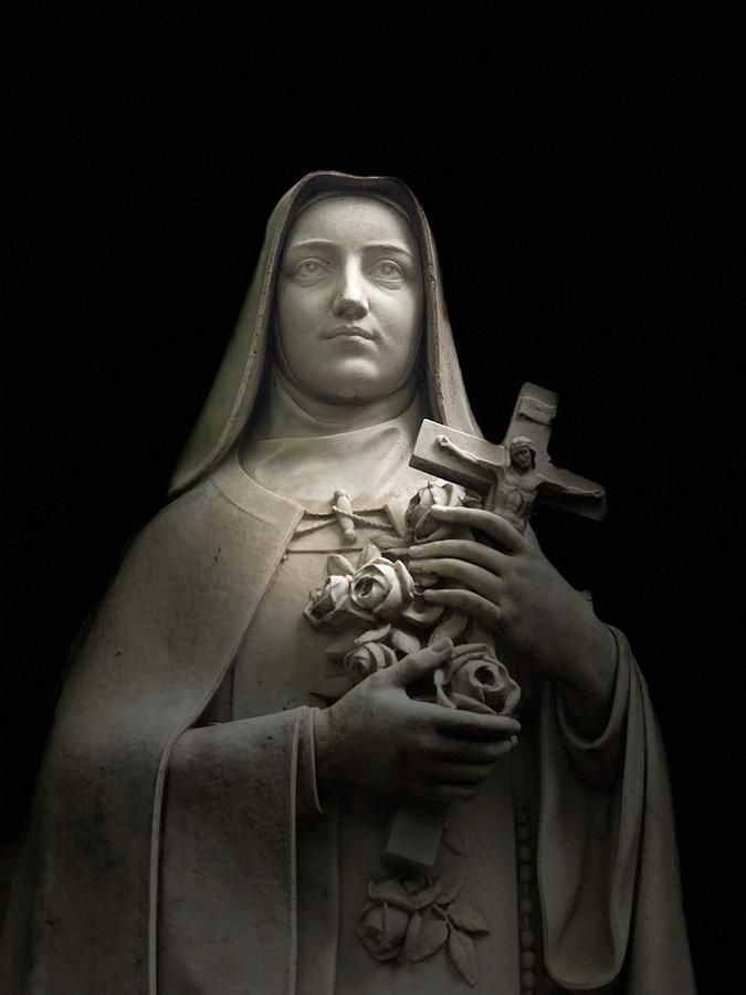 Saint Therese de Lisieux Photograph by Angie Flanagan
