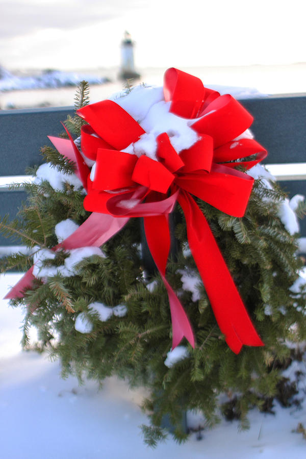Salem Lighthouse Christmas Wreath Photograph by Nicole Freedman