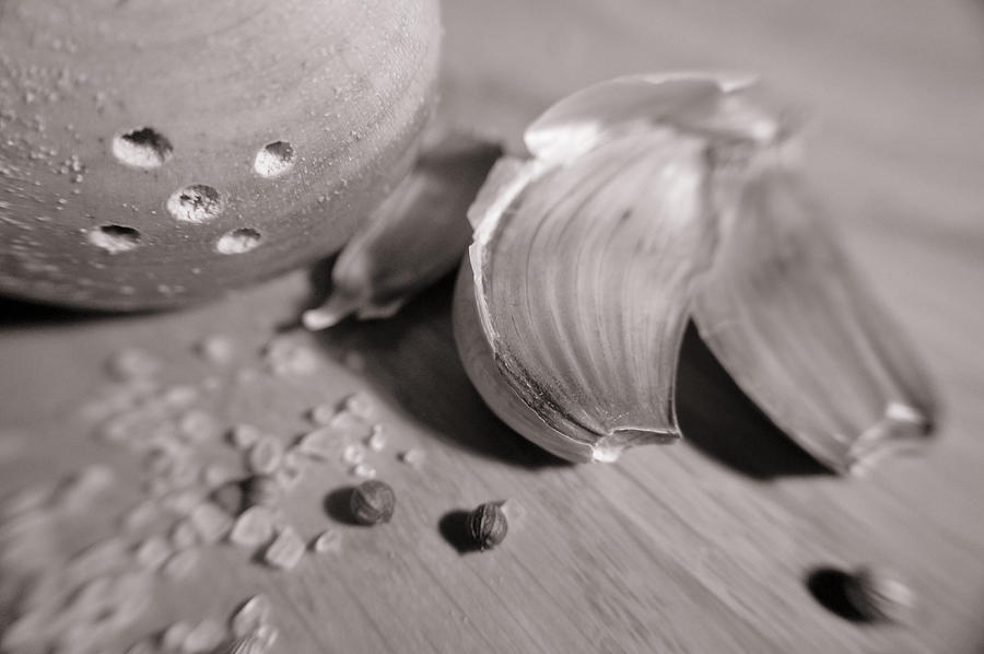 Salt and garlic. Photograph by Elena Perelman