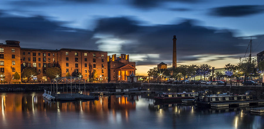Albert Dock Photograph - Salthouse Dock - Liverpool by Paul Madden