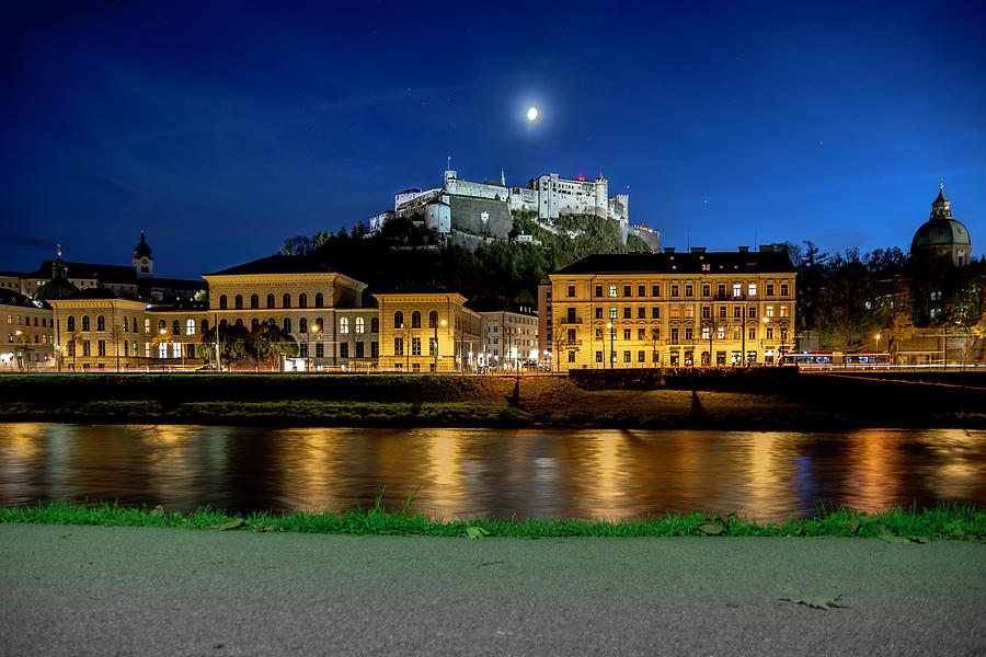 Salzburg by night Photograph by Wolfgang Stocker