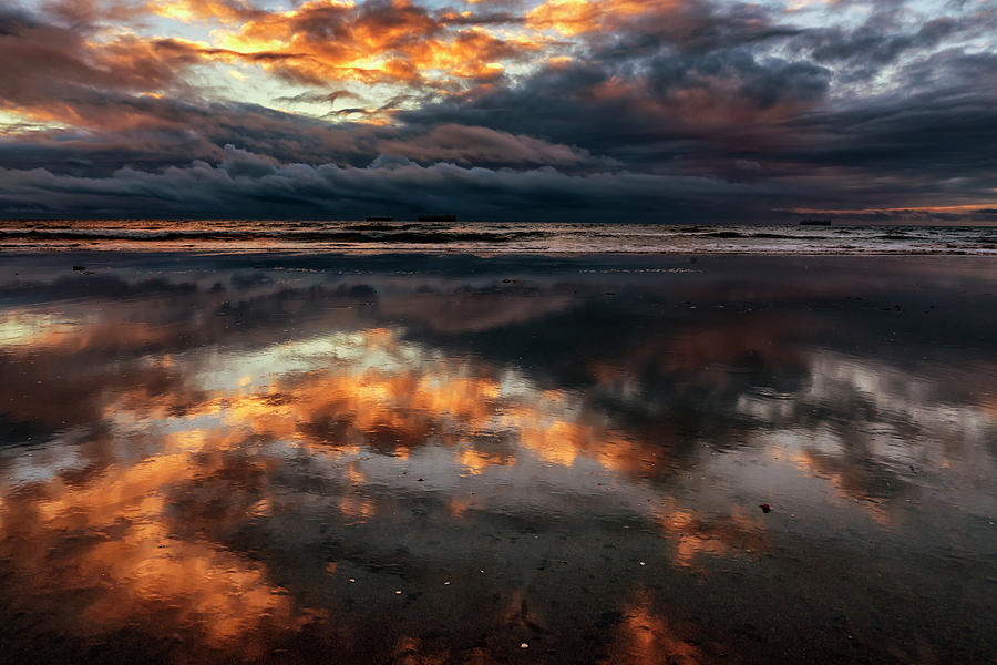 San Diego Sunset Reflection 7R2_DSC3091_17-01-14 Photograph by Greg Kluempers