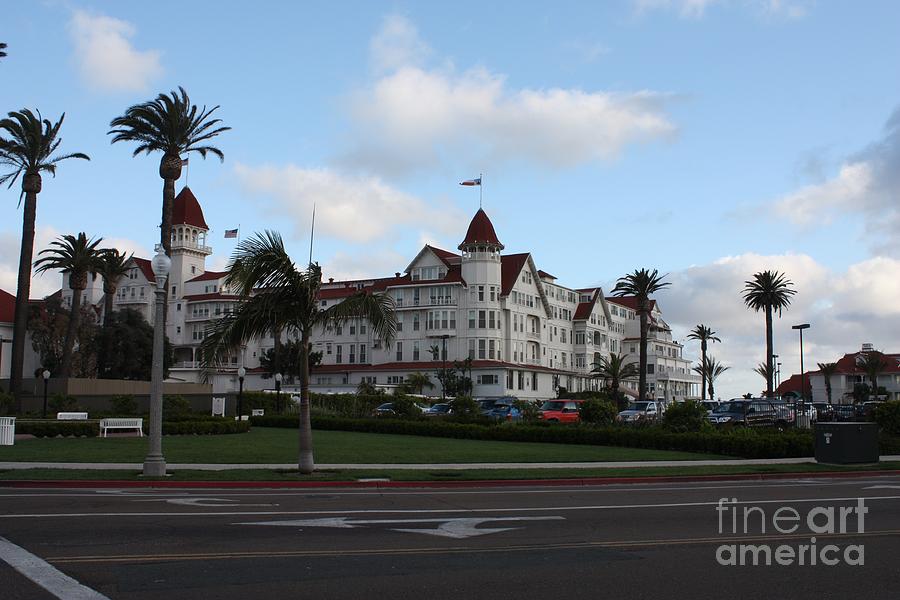 San Diegos Hotel Del Coronado Photograph by John Telfer