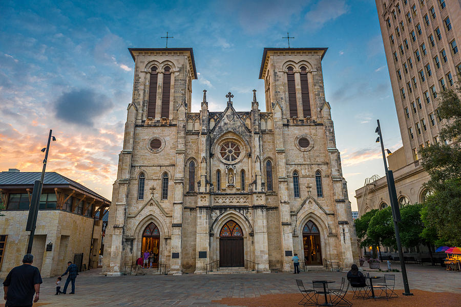 San Fernando Cathedral Photograph by Joe Vela - Fine Art America