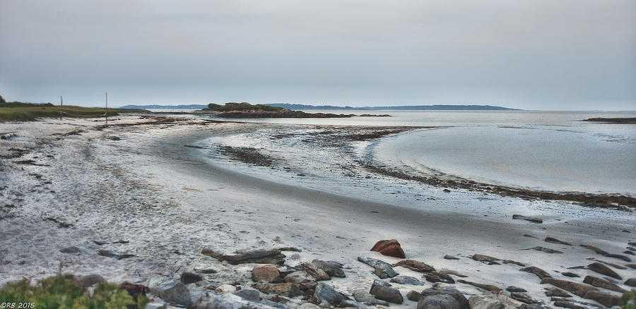 Sand Along the Shoreline Photograph by Richard Bean