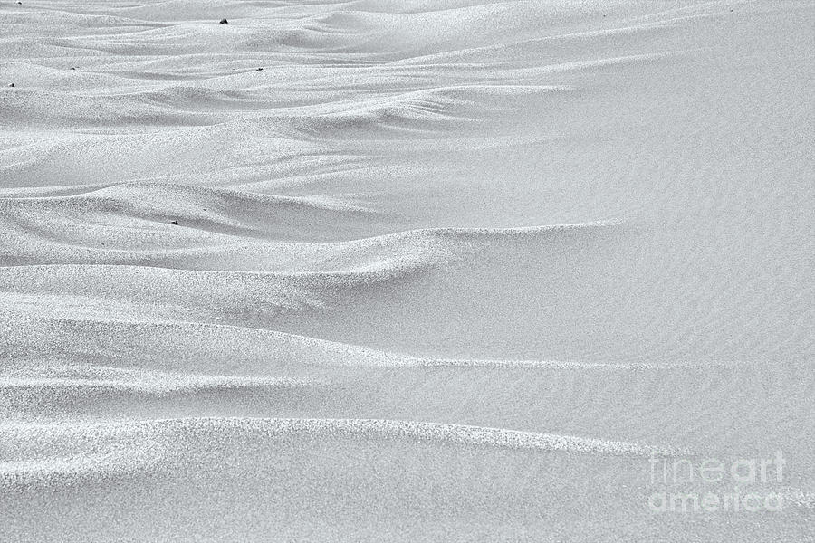 Abstract Photograph - Sand Sea - High Key by Hideaki Sakurai