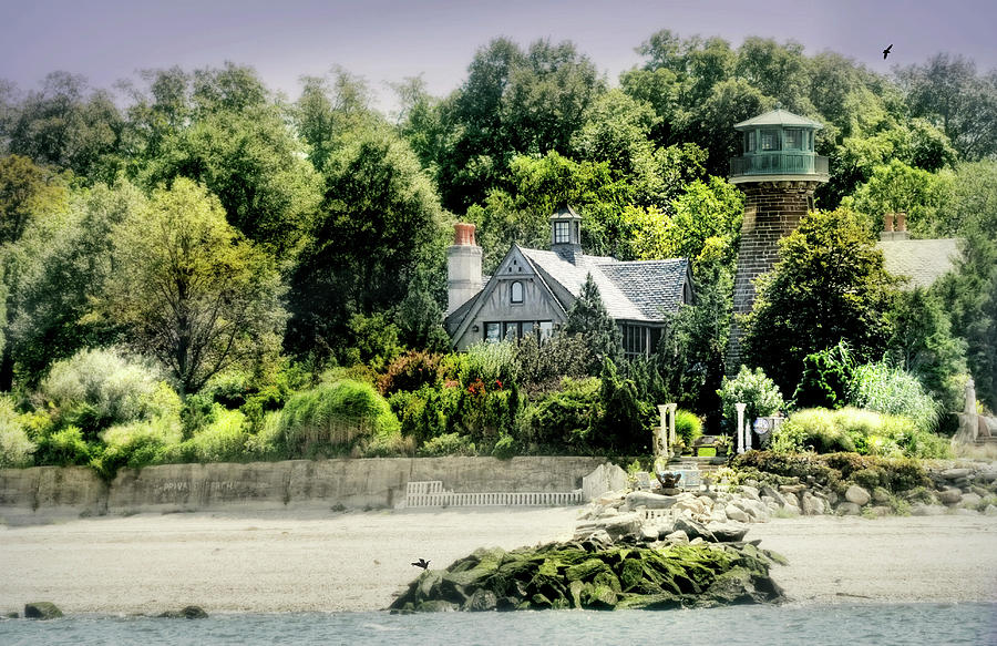 Sands Point Lighthouse Photograph by Diana Angstadt