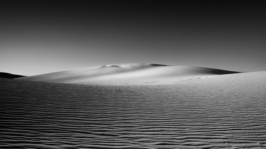 White Sands National Monument Photograph - Sandscape by Joseph Smith