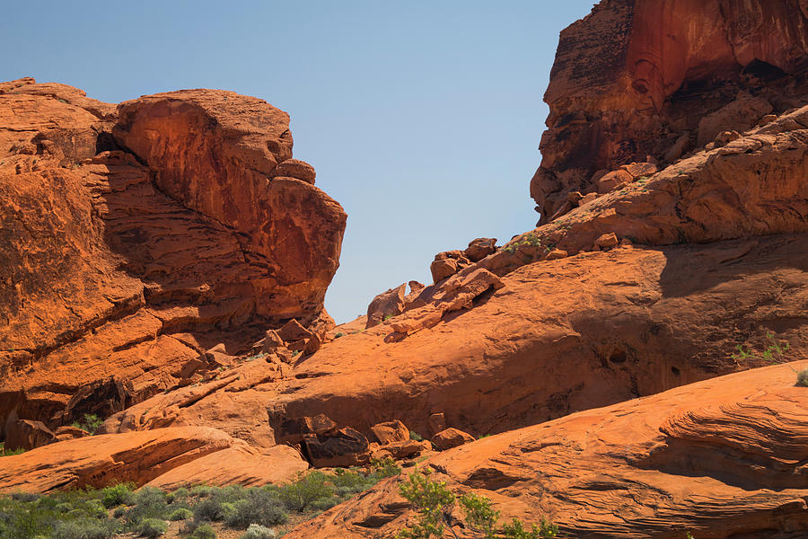 Sandstone Cliffs Valley of Fire Photograph by Frank Wilson