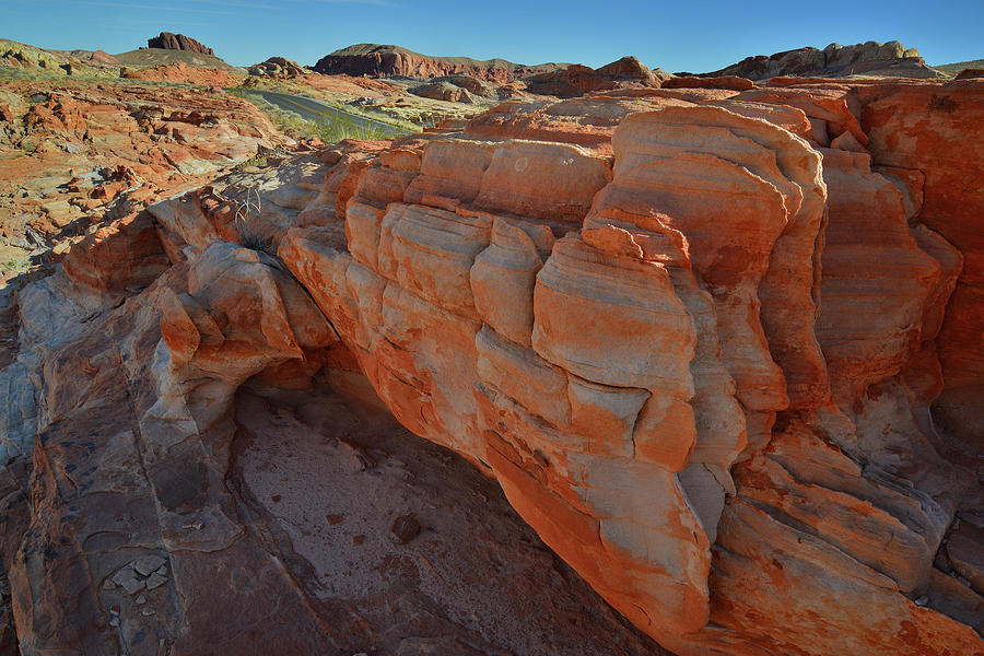 Sandstone Ramparts in Valley of Fire Photograph by Ray Mathis