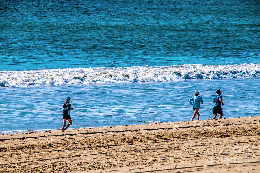 Santa Monica Beach Runners Photograph