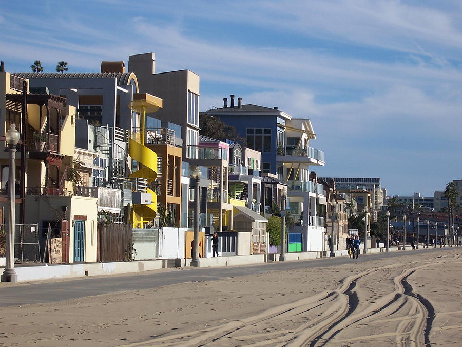 Santa Monica Beachfront Photograph by Colleen Cornelius