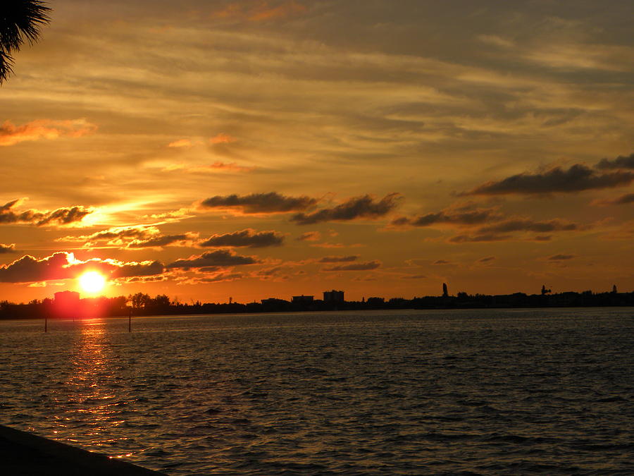 Sarasota Photograph - Sarasota Sun Down by Ric Schafer Sarasota Photograph - Sarasota Sun Down by Ric Schafer