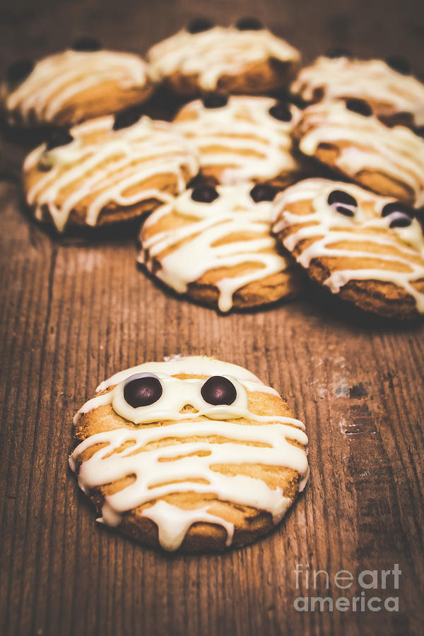 Scared baking mummy biscuit Photograph by Jorgo Photography