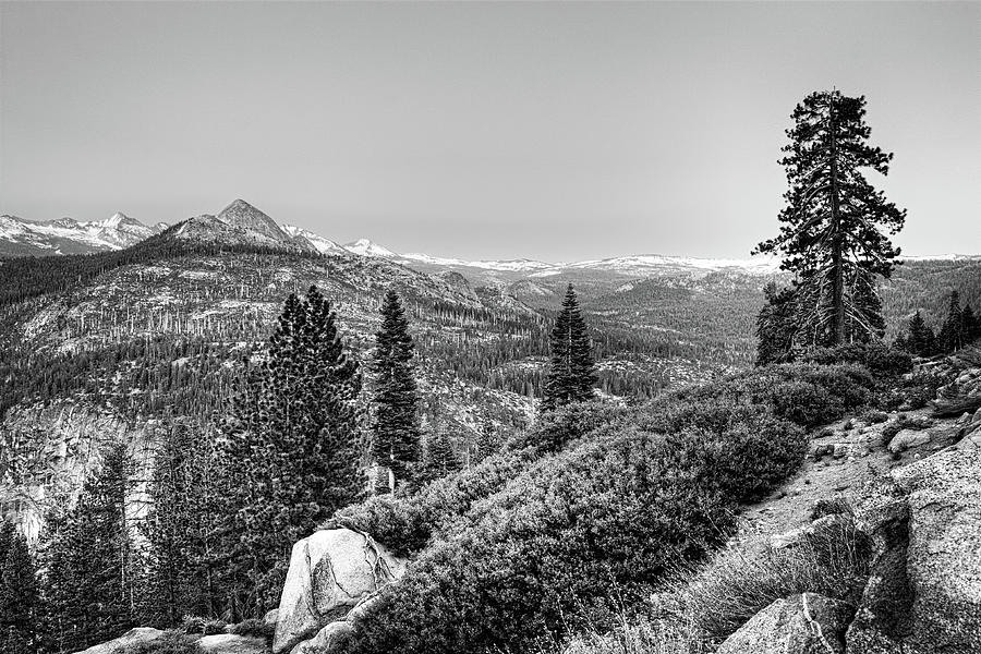 Scenic View from Yosemite Glacier Point BW Photograph by Dan Carmichael