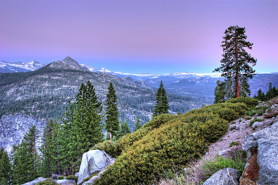 Scenic View from Yosemite Glacier Point Photograph by Dan Carmichael