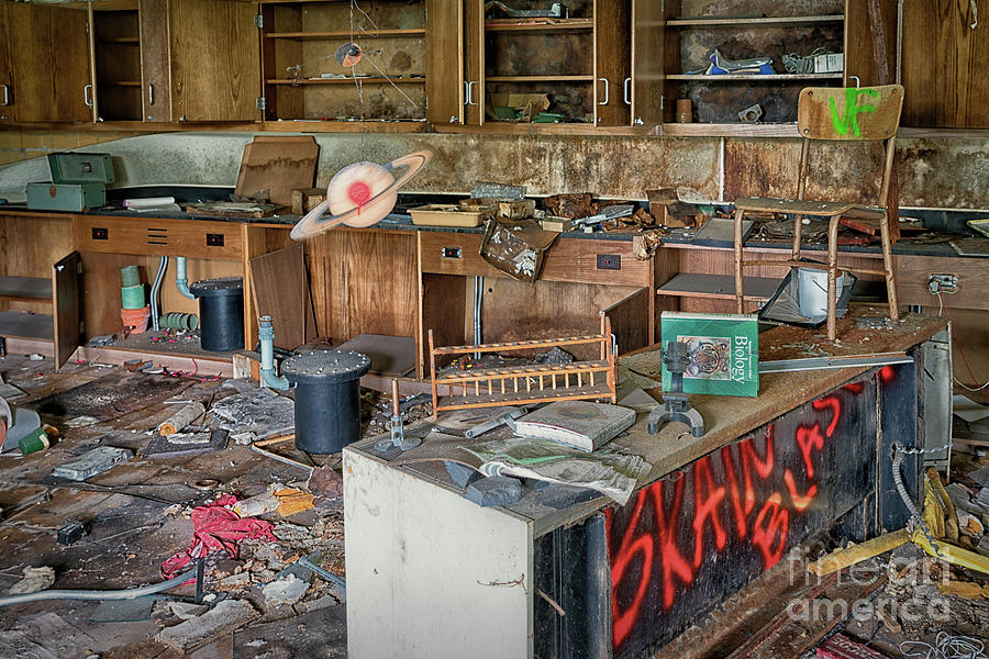 Science room in abandoned school Photograph by Izet Kapetanovic