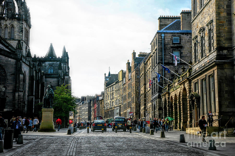 Scotland Royal Mile Street Busy Edinburgh  Photograph by Chuck Kuhn
