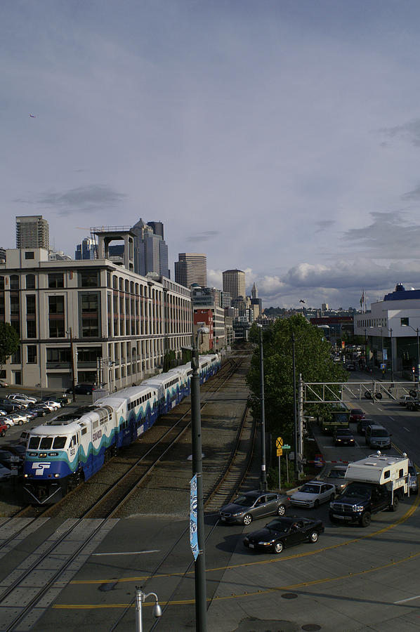 Seattle   Photograph by Henri Irizarri